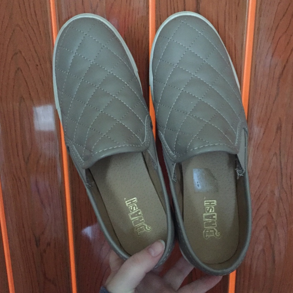 Brash slide on shoes